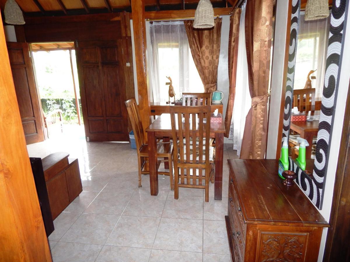 Alamanda Family Villas, Pool & Local Tours Γιογκιακάρτα Εξωτερικό φωτογραφία