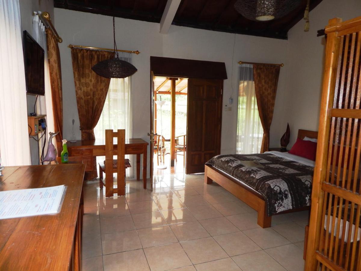 Alamanda Family Villas, Pool & Local Tours Γιογκιακάρτα Εξωτερικό φωτογραφία