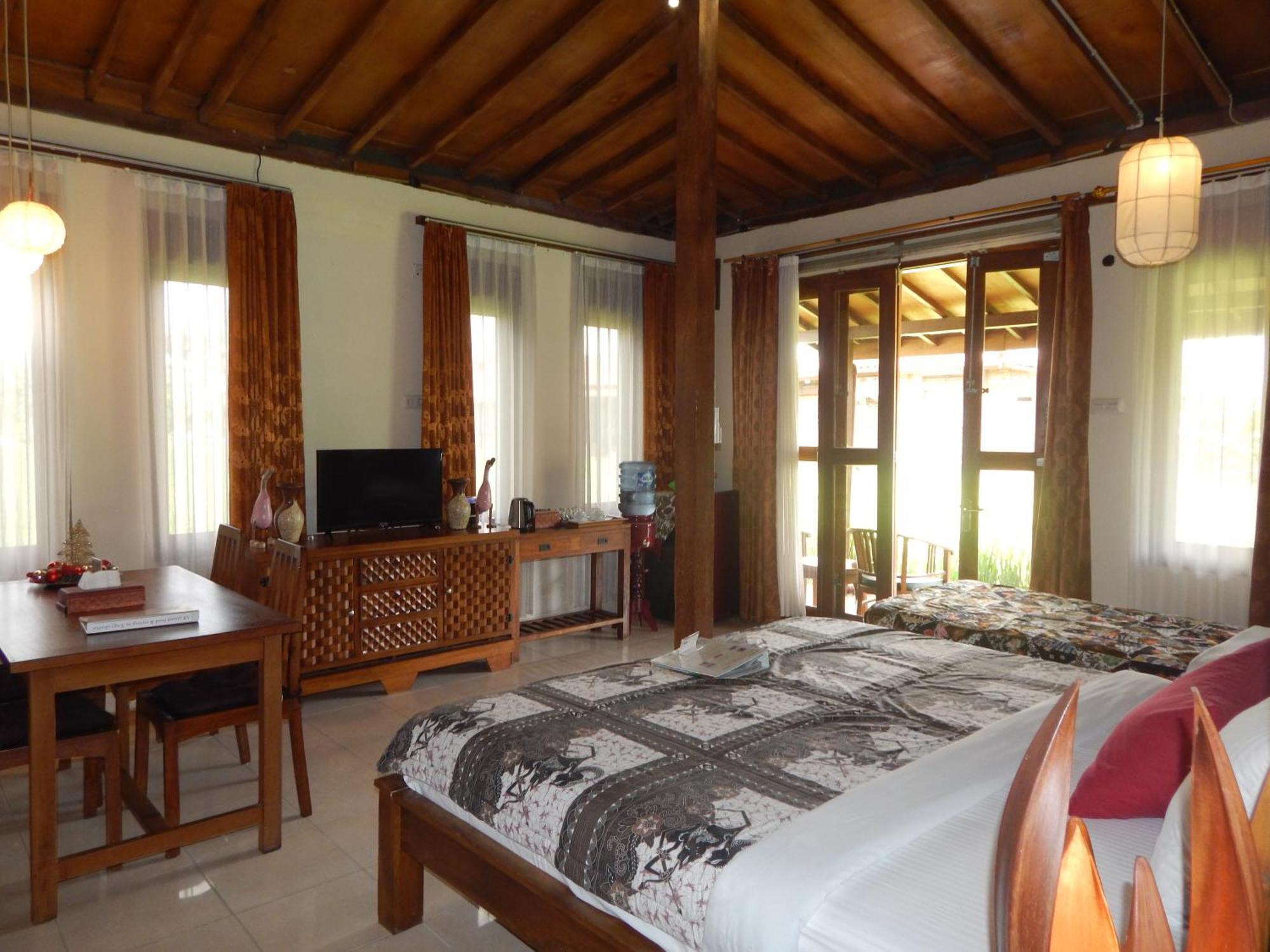 Alamanda Family Villas, Pool & Local Tours Γιογκιακάρτα Εξωτερικό φωτογραφία