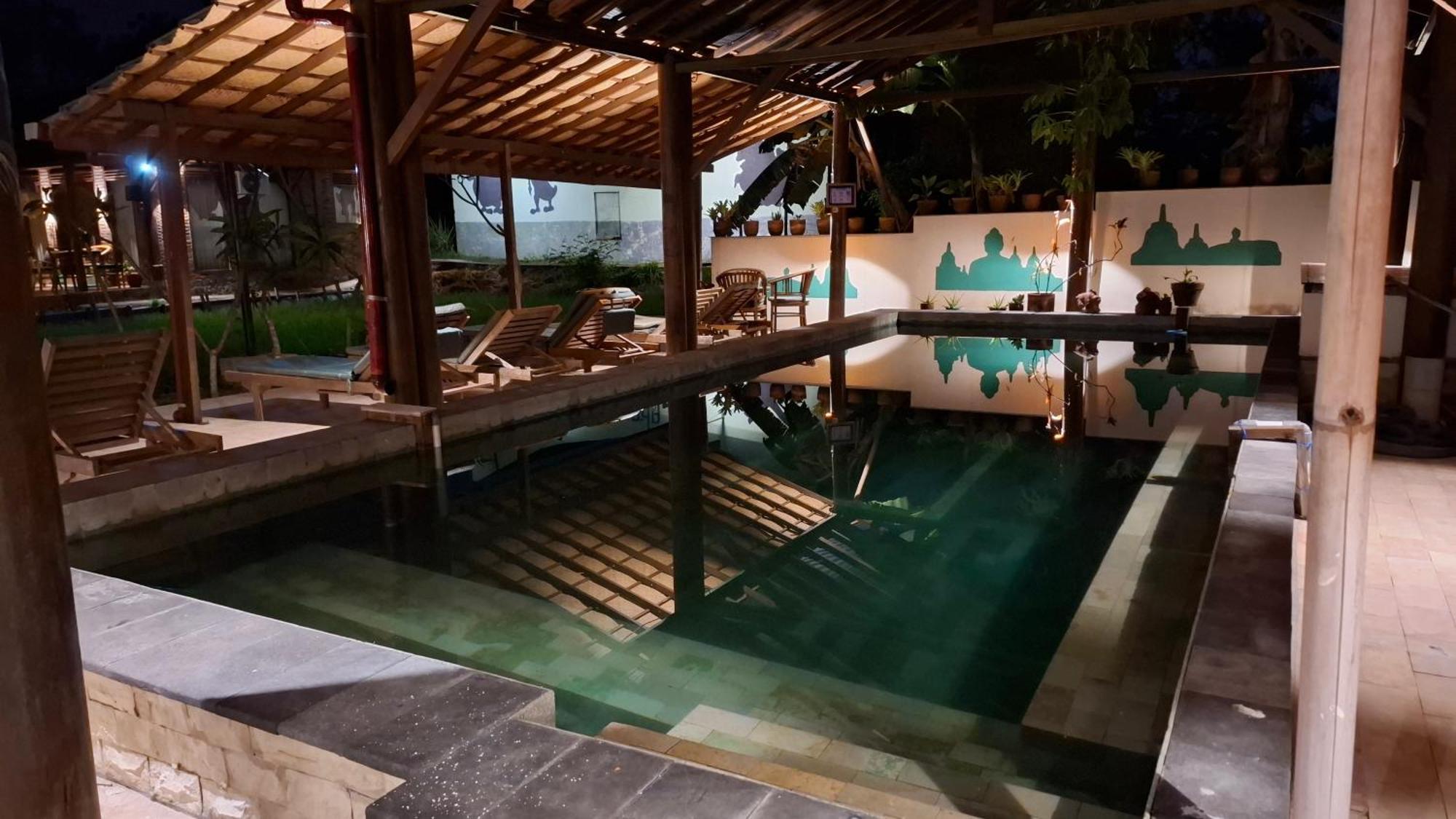 Alamanda Family Villas, Pool & Local Tours Γιογκιακάρτα Εξωτερικό φωτογραφία